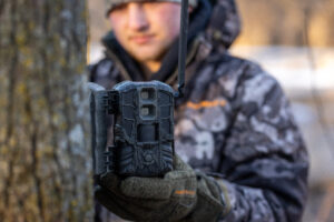 Command App Scenarios: How Stealth Cam’s Command App Gives Hunters The Edge